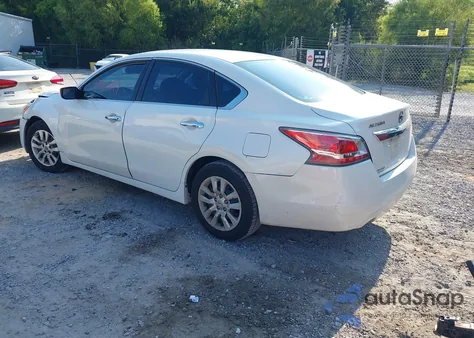 2015 Nissan Altima 2.5/2.5 S/2.5 Sl/2.5 Sv из США, поврежденный, VIN 1N4AL3AP3FN375410